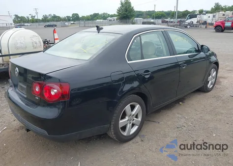 2009 Volkswagen Jetta Se z USA, uszkodzony, nr VIN 3VWRM71K39M092488